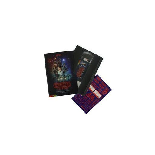 STRANGER THINGS (VHS SEASON ONE) Premium A5 Notebook / Stranger Things prémium A5 jegyzetfüzet - VHS szezon 1