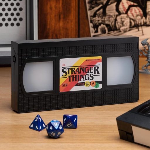 Stranger Things VHS kazetta logó lámpa