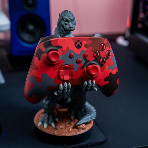 Godzilla (Szörnyek Királya) telefon- és kontroller tartó (20 cm)